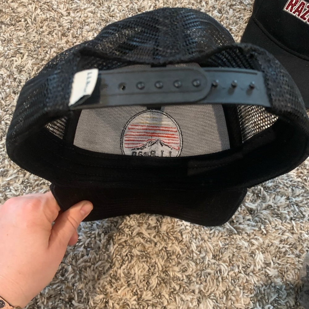 Ll lean snap back - Picture 4 of 4